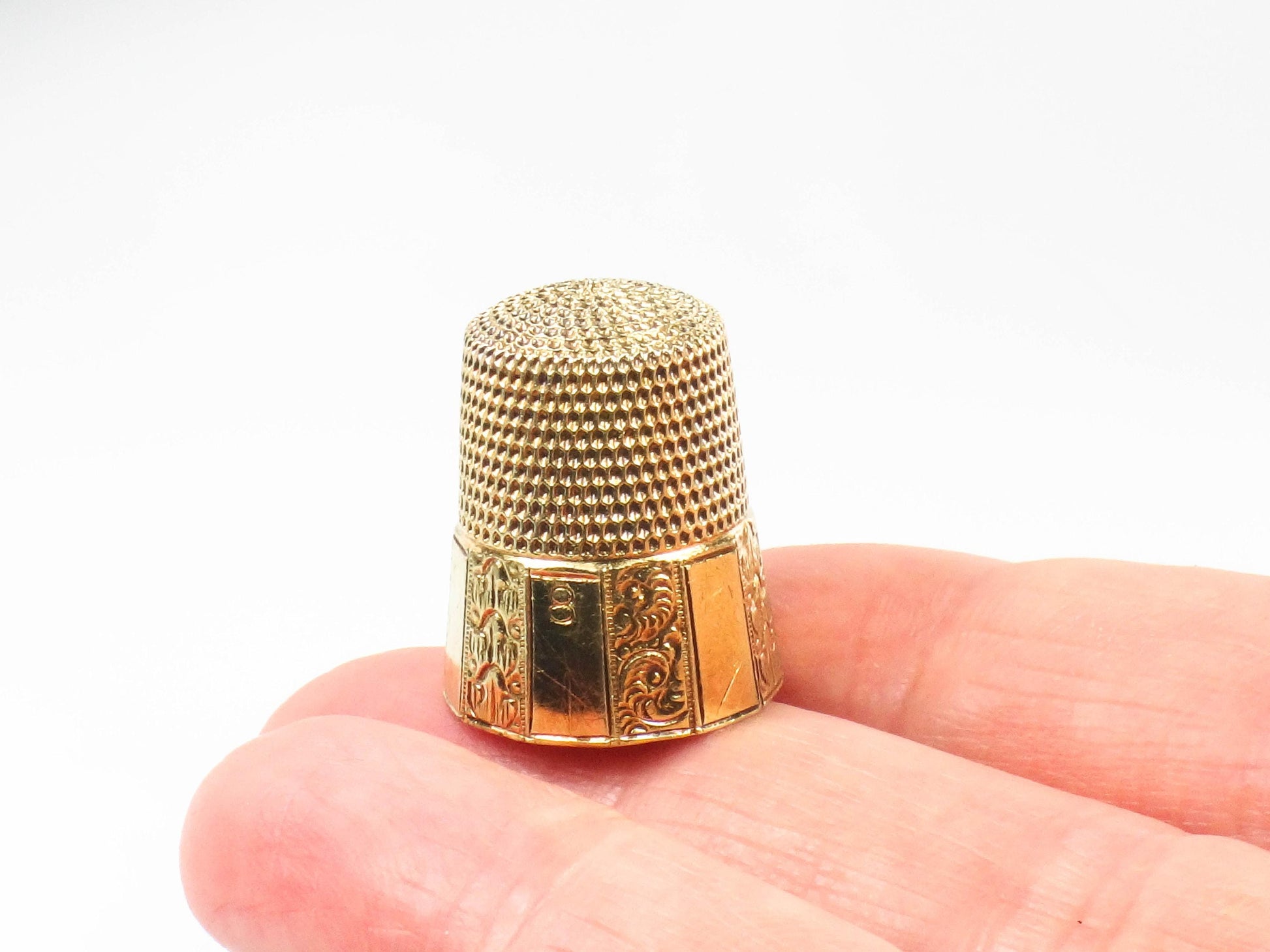 Vintage 14k Gold Thimble Simons Bros. Size 8 Sew Quilt Sewing Accessory with Monogram