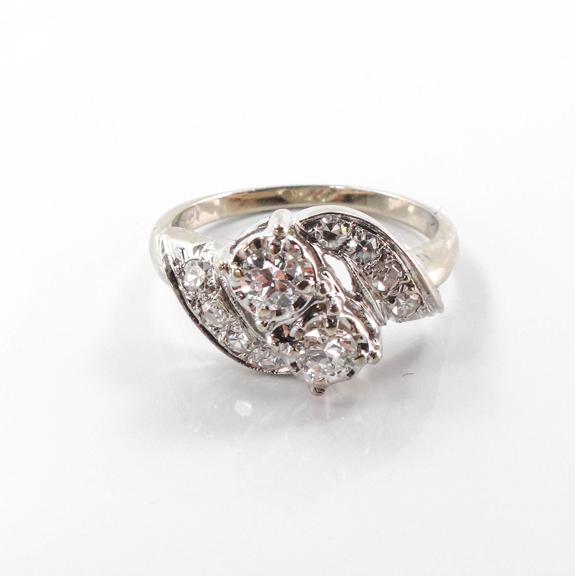 Vintage Toi et Moi Diamond Ring: 14k White Gold, 0.75 Carat, Size 6, 1960s