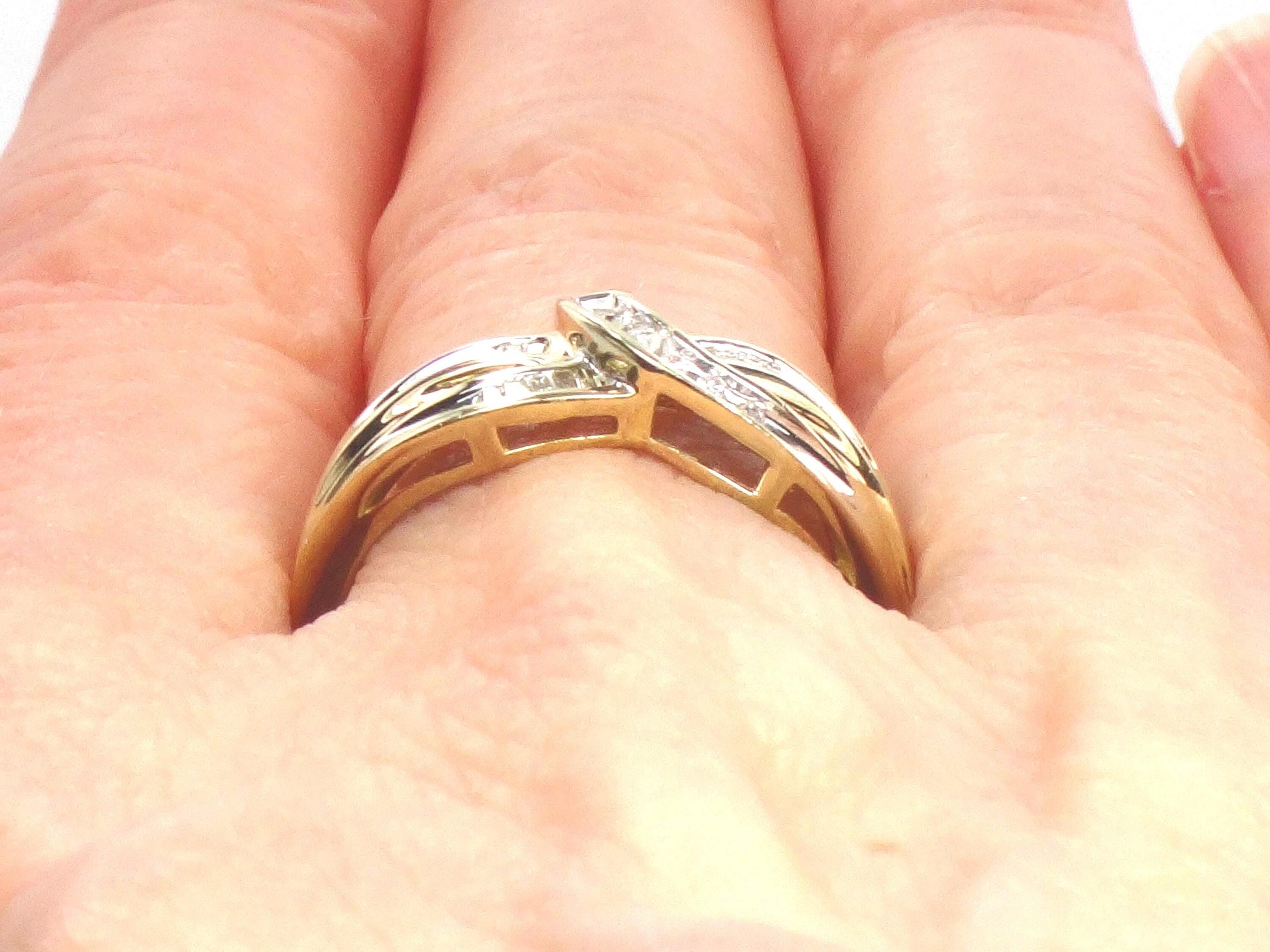 Vintage 10k Gold Diamond Ring - Round and Baguette Cut Natural Diamonds - Size 6.5