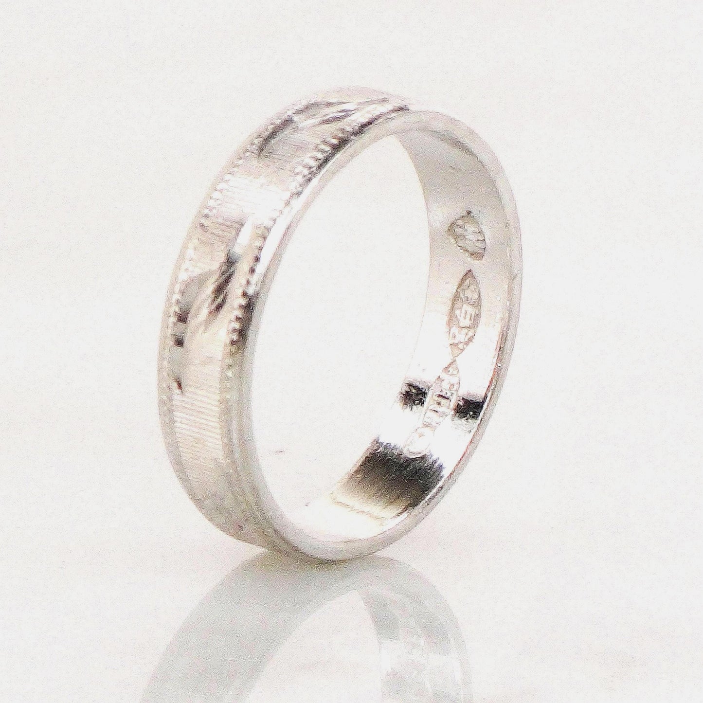 Vintage Platinum Wedding Band: Mid-Century Engraved Stacking Ring, Size 5.5