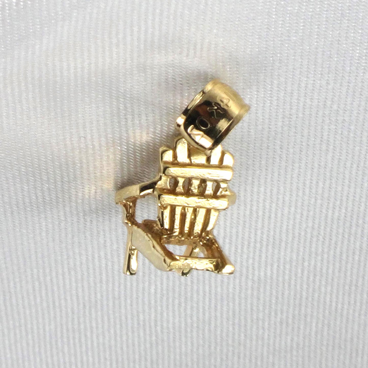 Vintage Solid 14k Yellow Gold Adirondack Chair Charm - 3-D Beach Chair Pendant
