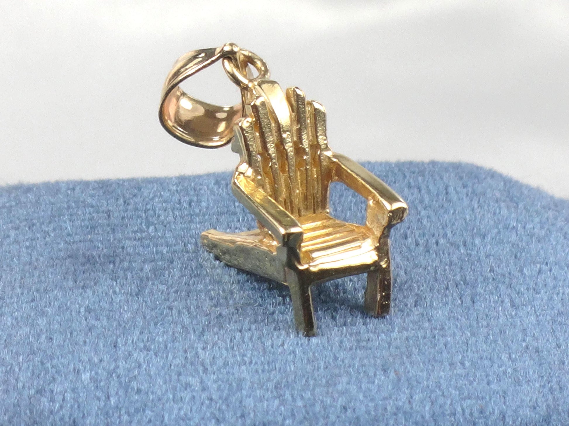 Vintage Solid 14k Yellow Gold Adirondack Chair Charm - 3-D Beach Chair Pendant