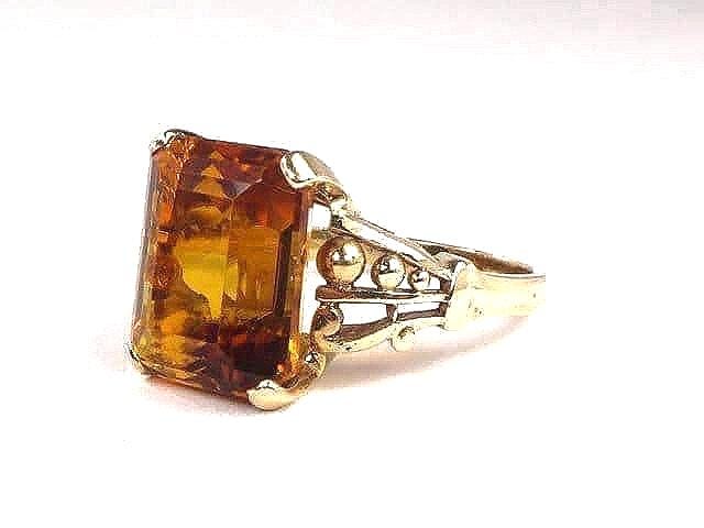 Vintage 10k Gold Citrine Ring: 8 CT Rectangle Cut November Birthstone, Size 6