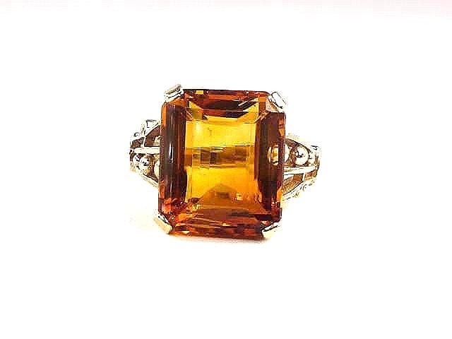 Vintage 10k Gold Citrine Ring: 8 CT Rectangle Cut November Birthstone, Size 6