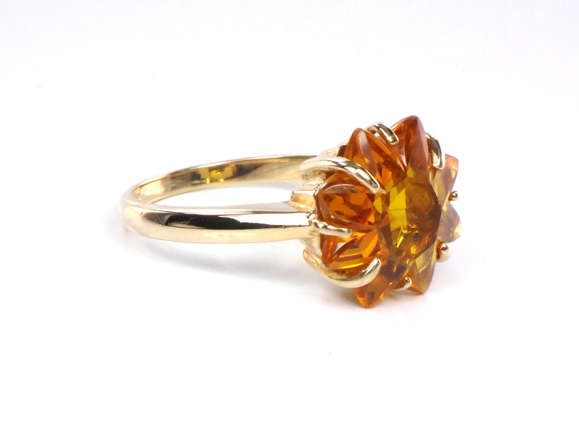 Vintage 14k Yellow Gold Star Cut Sapphire Ring - 1950s Fine Jewelry - Size 6