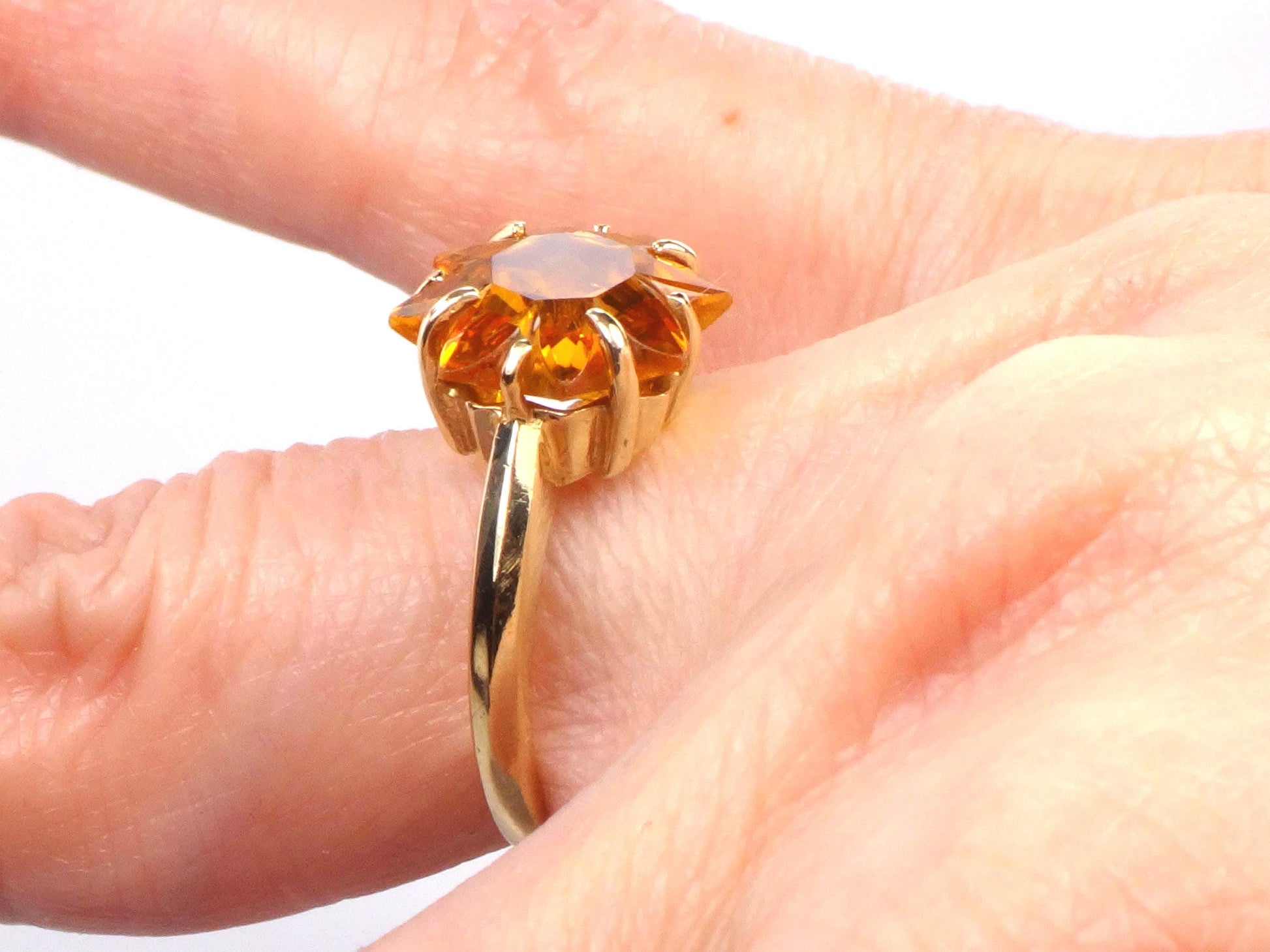 Vintage 14k Yellow Gold Star Cut Sapphire Ring - 1950s Fine Jewelry - Size 6