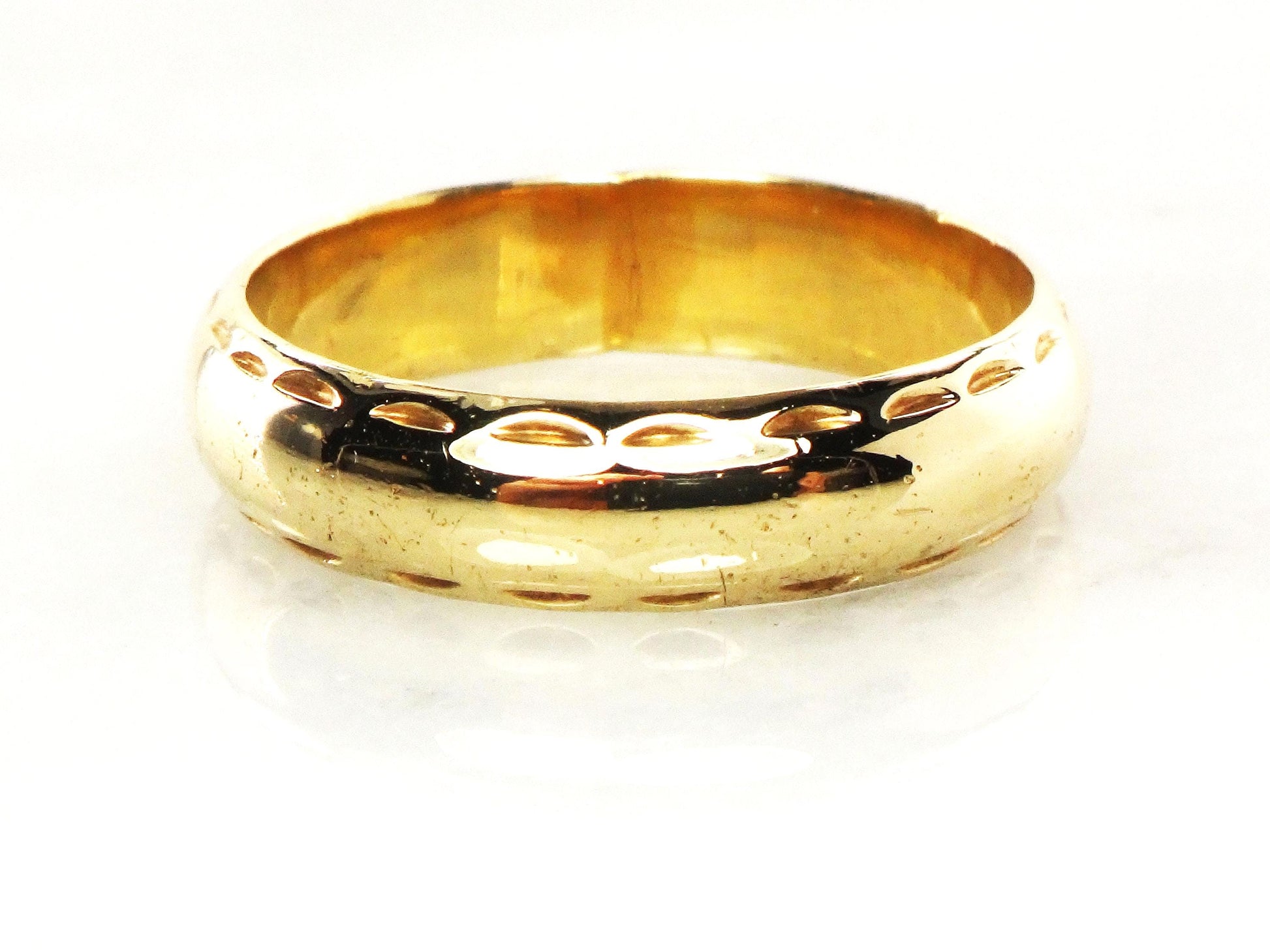 Vintage 14k Yellow Gold Wedding Band - 5 MM Plain Polished Design, Size 7.25