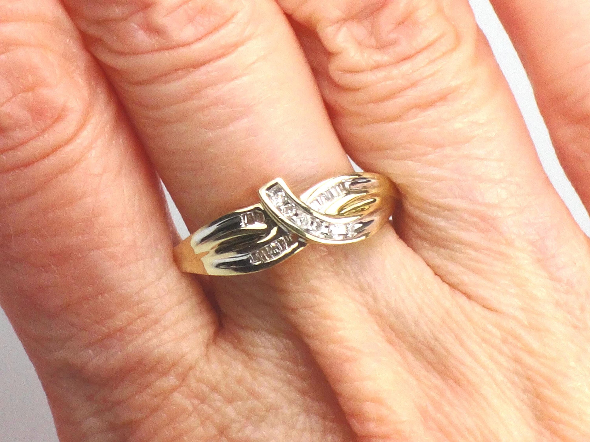 Vintage 10k Gold Diamond Ring - Round and Baguette Cut Natural Diamonds - Size 6.5