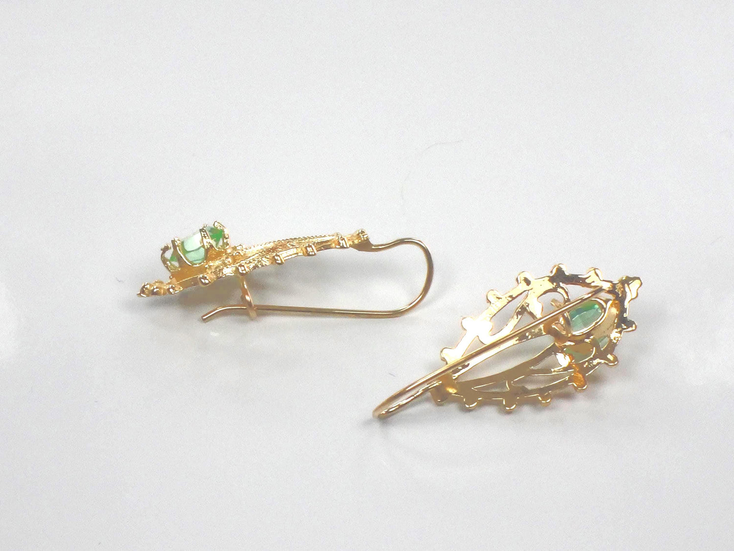 14k Green Stone Dangle Earrings - Vintage Airy Yellow Gold Filigree Style with Locking Wires - Circa 1990's