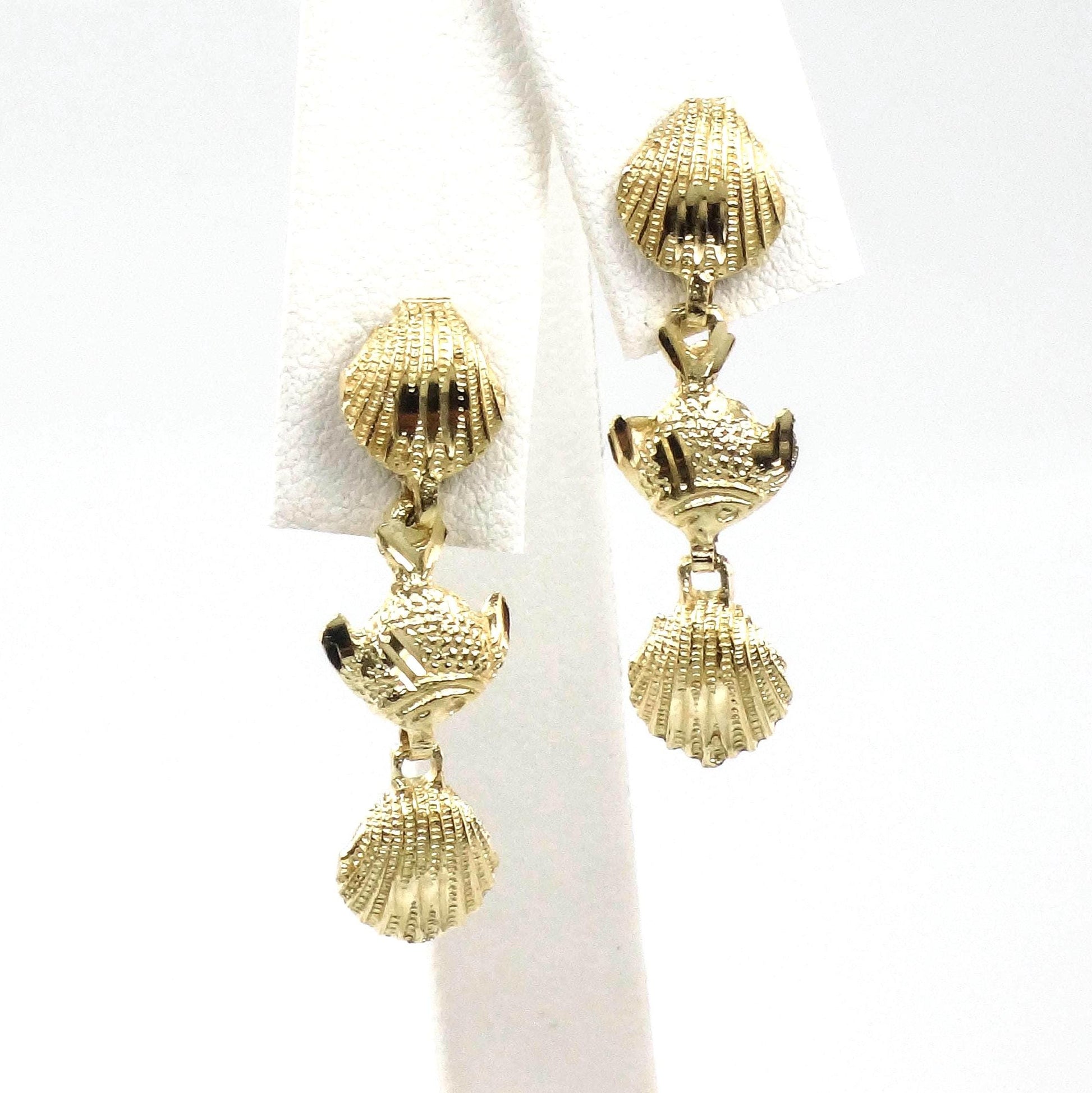 Vintage 14k Yellow Gold Sea Life Dangle Earrings with Shells and Fish