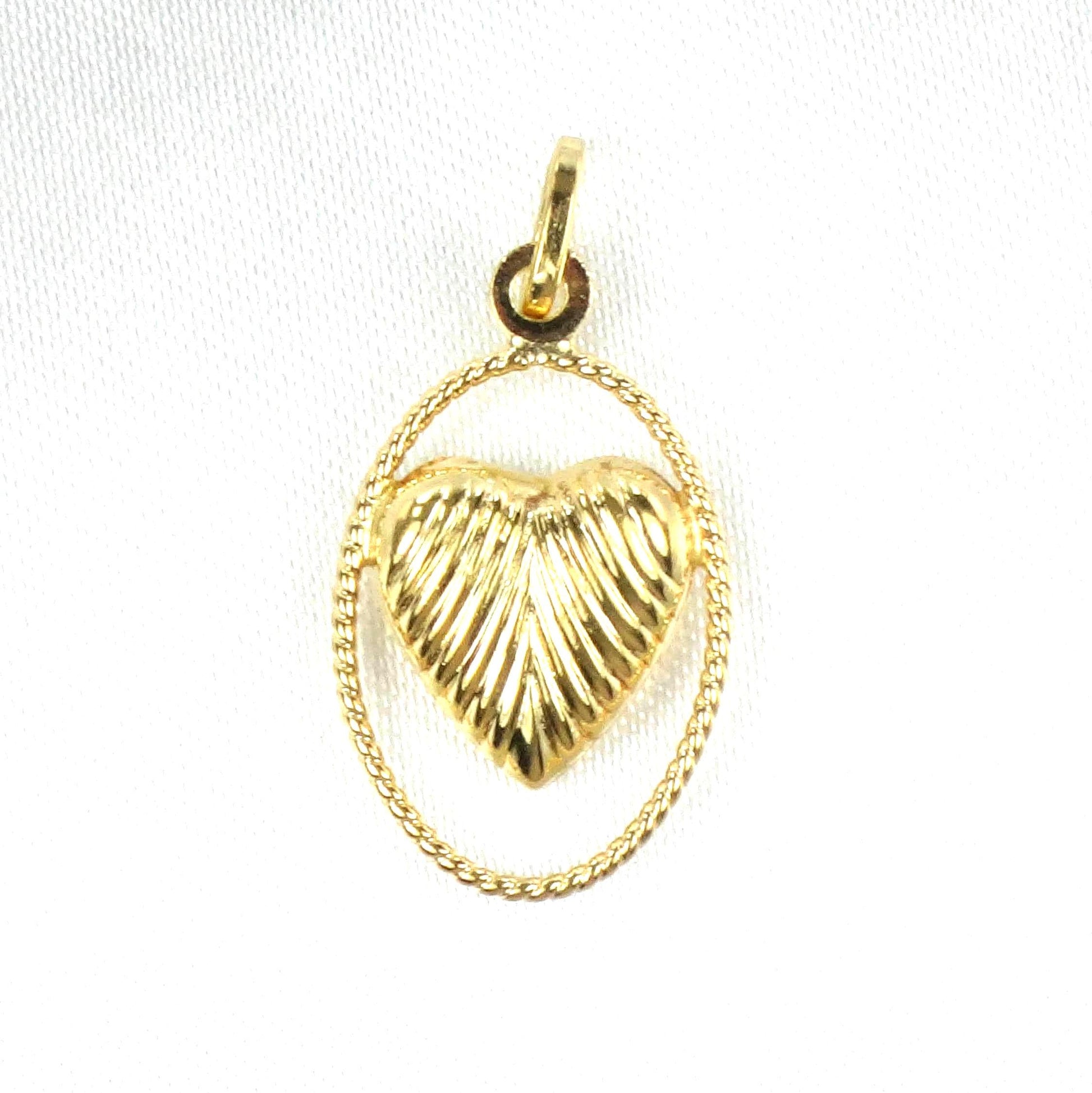 18k Yellow Gold Puffy Heart Charm - Vintage Ribbed Pendant in Oval Surround