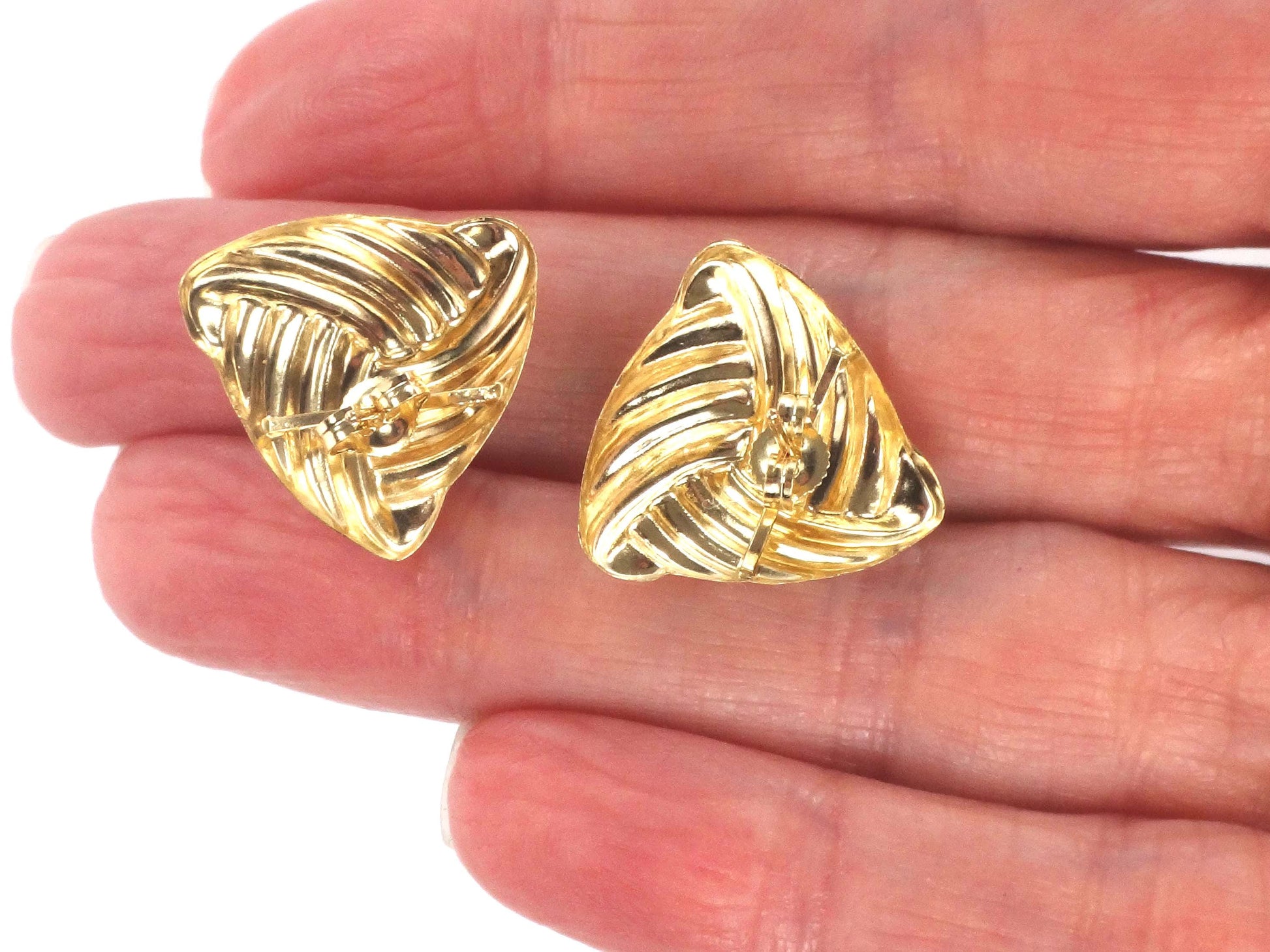 Vintage 14k Yellow Gold Ribbed Triangle Stud Earrings - Lightweight