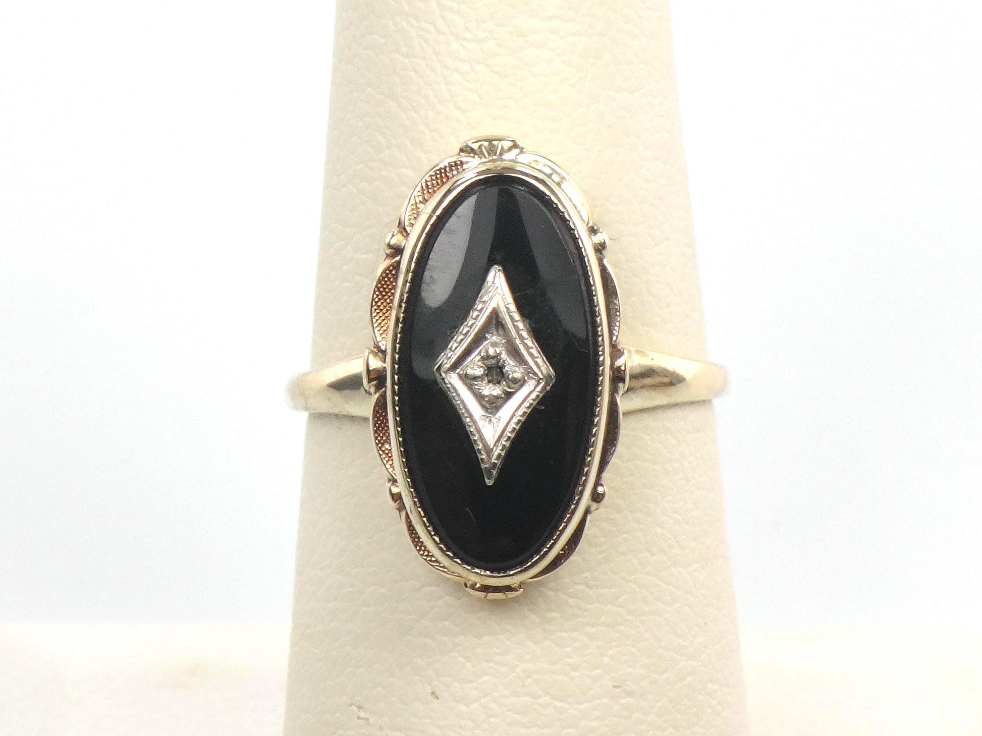 Vintage 10k Two Tone Gold Onyx Diamond Ring: Retro Style, Size 6.5