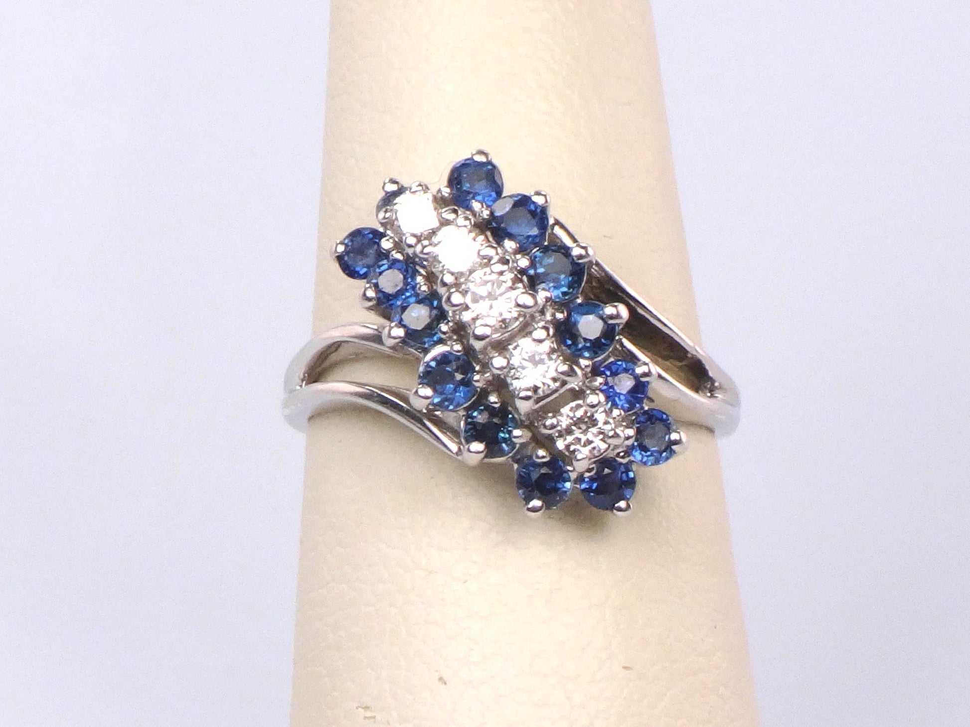 Vintage 14k Gold Genuine Sapphire and Diamond Ring - Blue Sapphire September Birthstone - Size 6.5