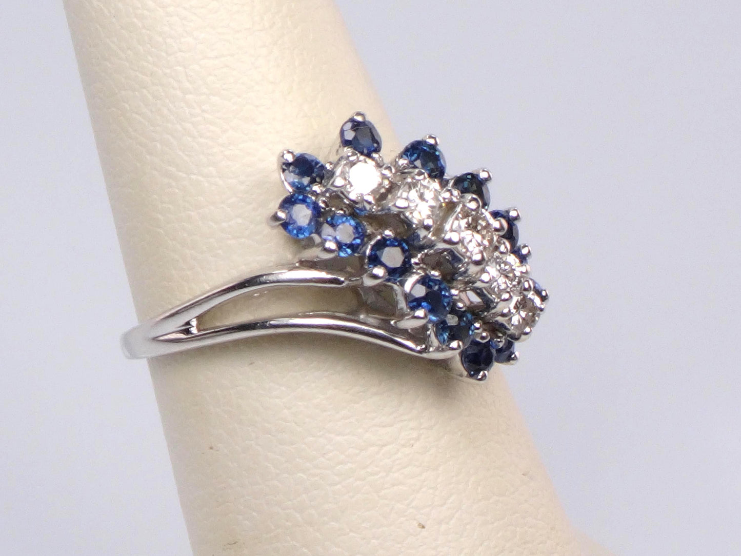 Vintage 14k Gold Genuine Sapphire and Diamond Ring - Blue Sapphire September Birthstone - Size 6.5