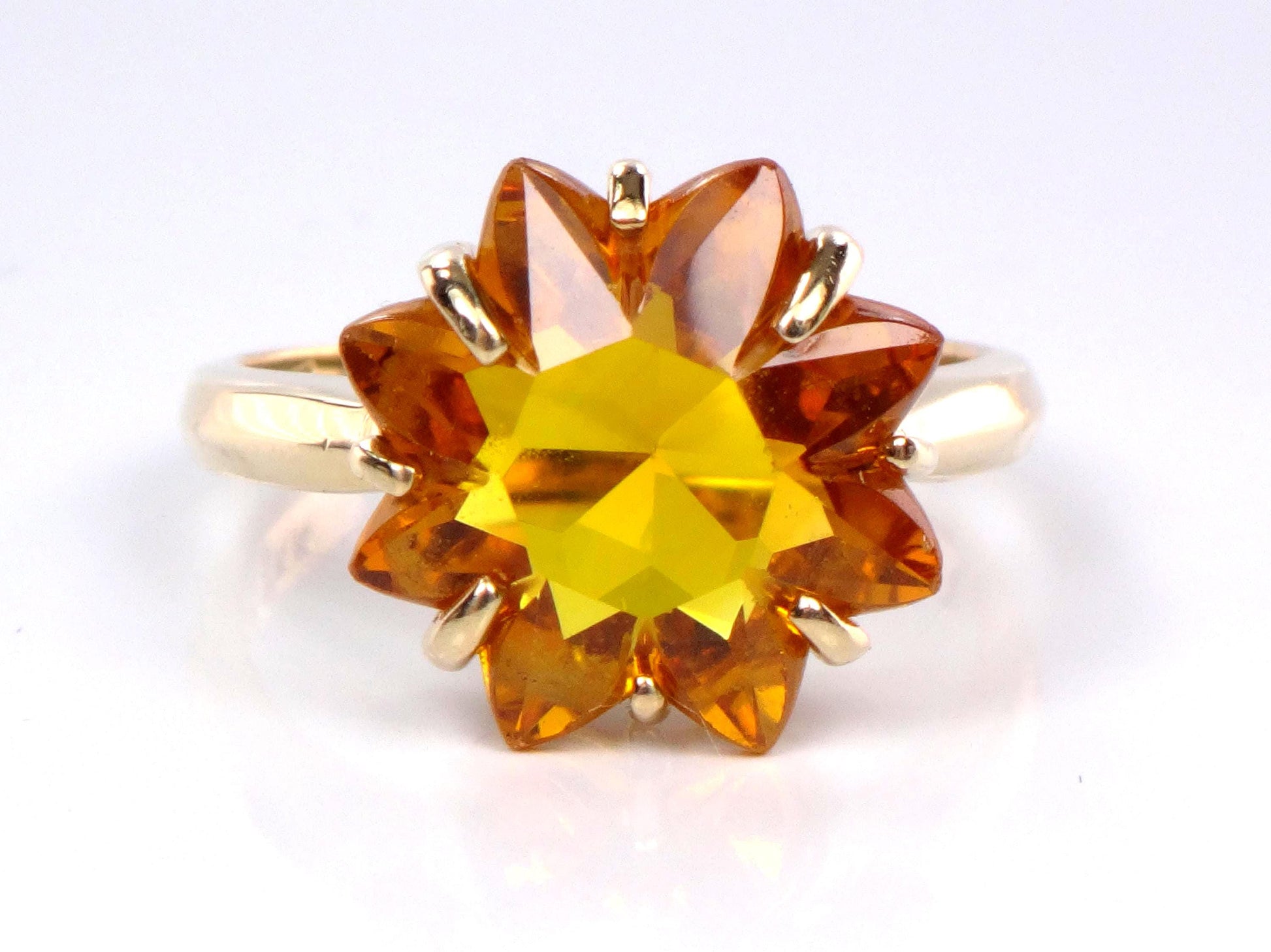 Vintage 14k Yellow Gold Star Cut Sapphire Ring - 1950s Fine Jewelry - Size 6