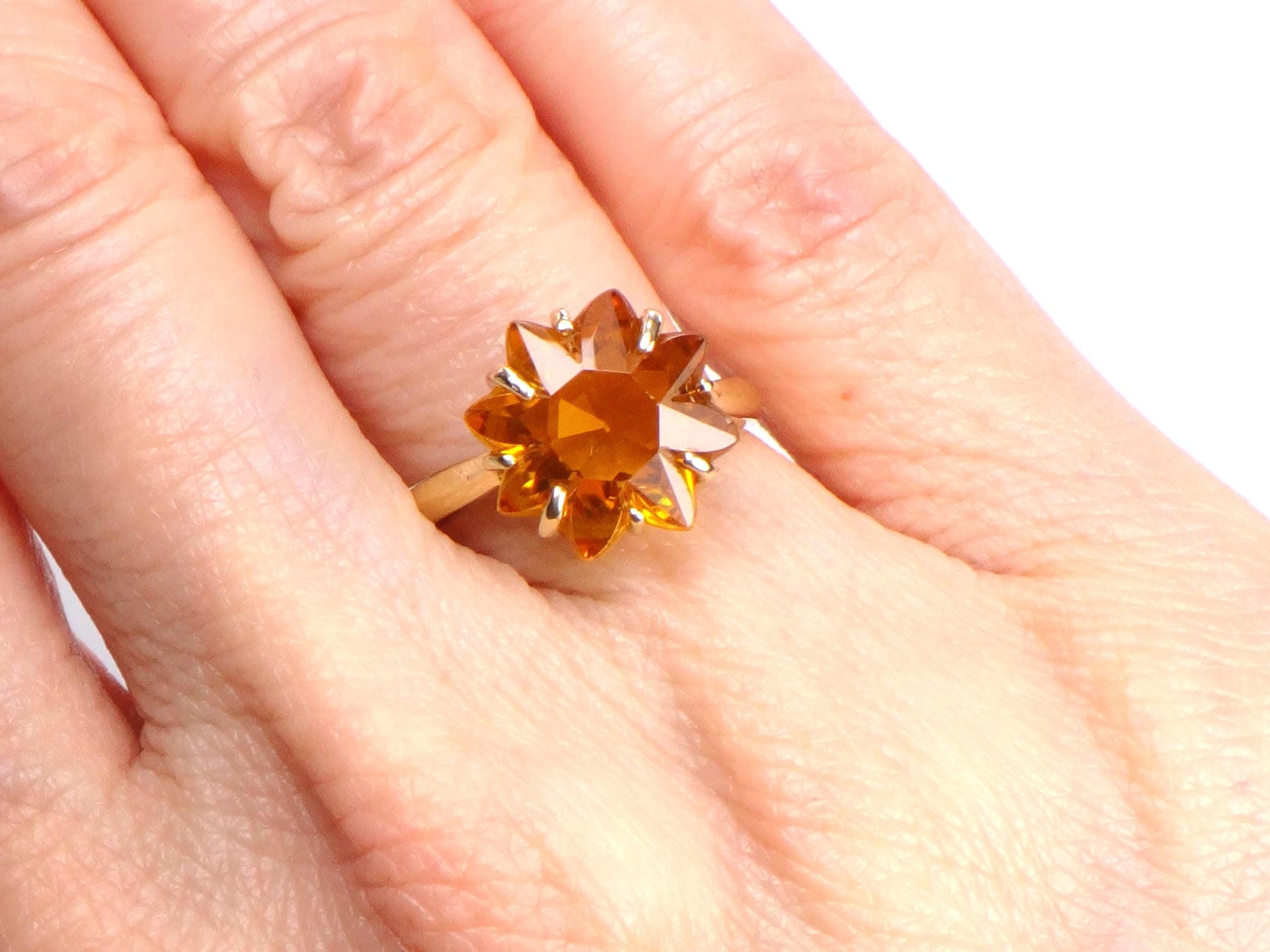 Vintage 14k Yellow Gold Star Cut Sapphire Ring - 1950s Fine Jewelry - Size 6