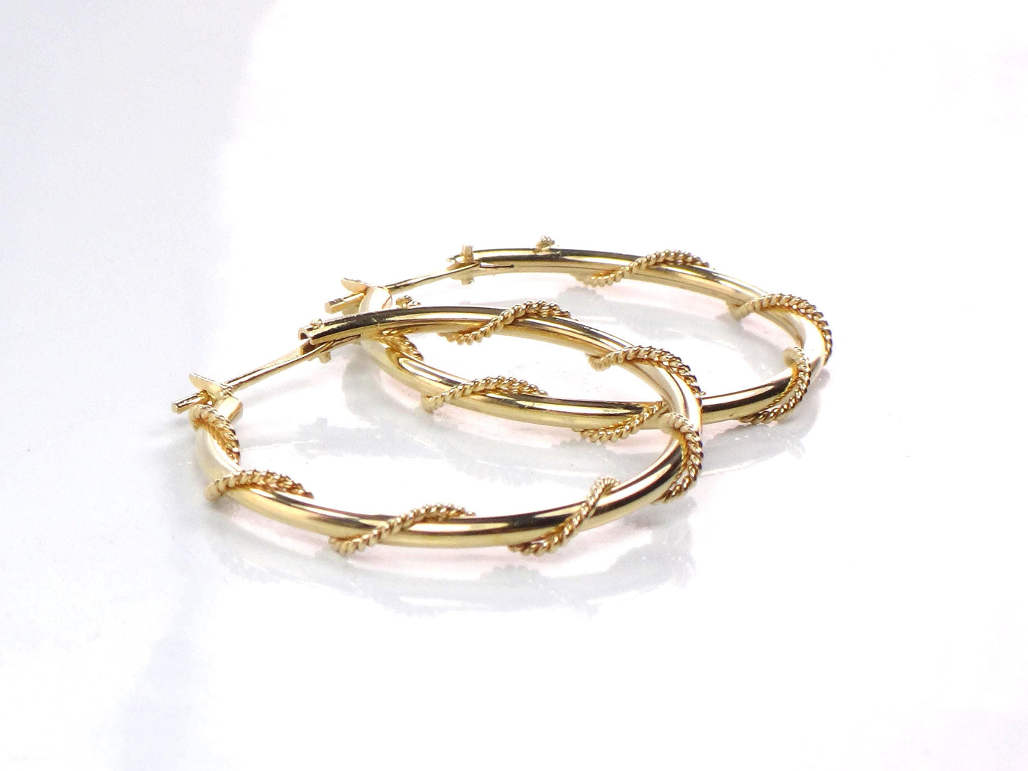 14k Yellow Gold Round Twist Hoop Earrings, Vintage 1 3/16" Hoops