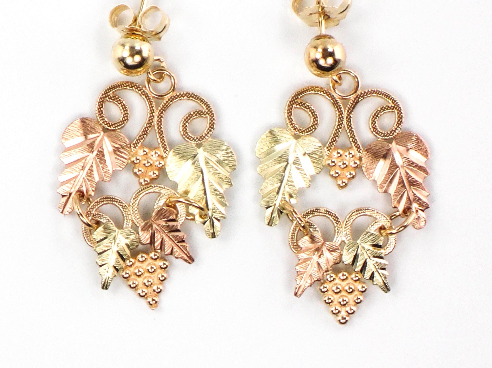Vintage Black Hills Gold 10k and 14k Tri-Color Gold Grapes Dangle Earrings