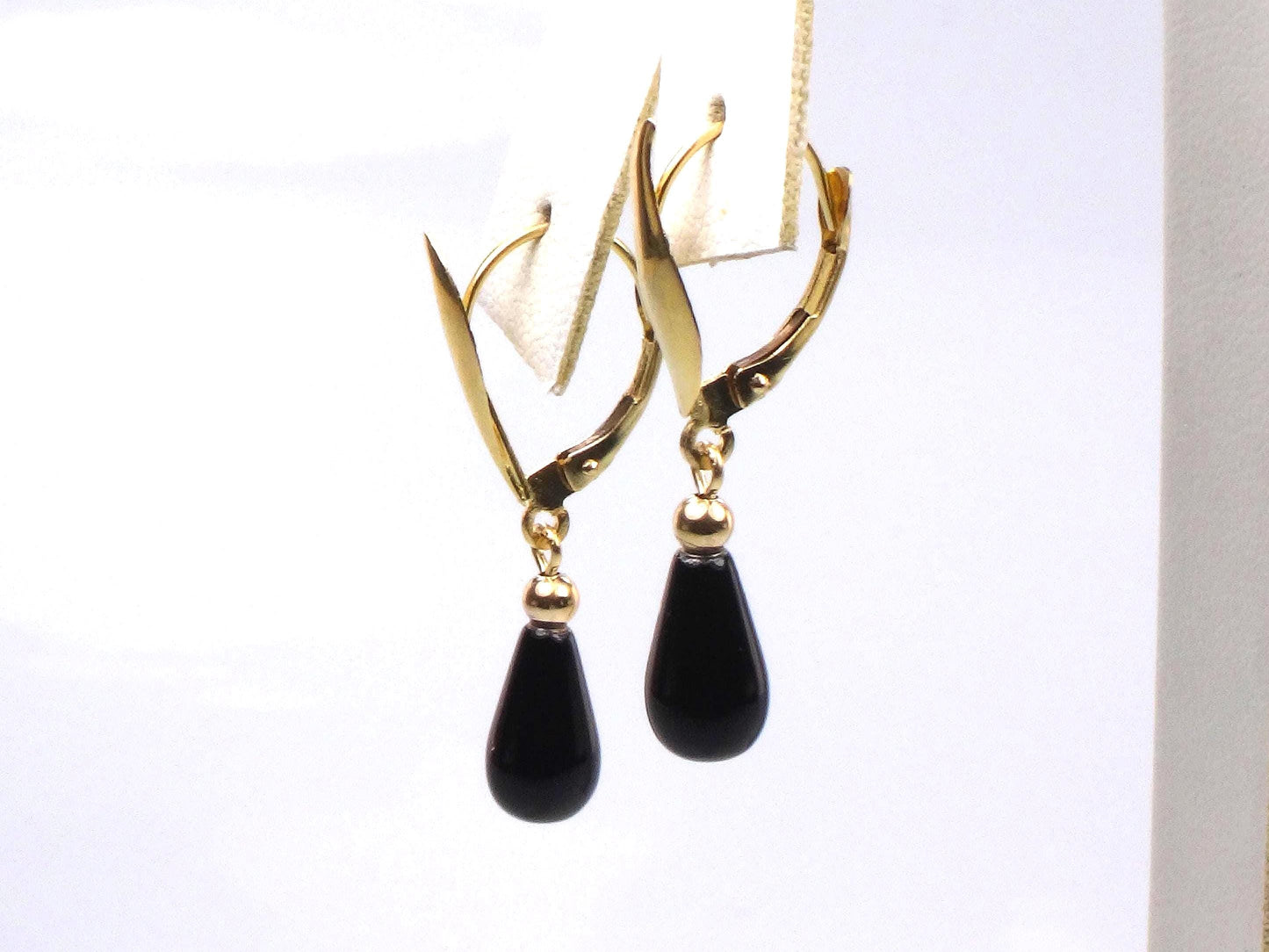 Vintage 14k Yellow Gold Black Glass Dangle Earrings: Teardrop Shape