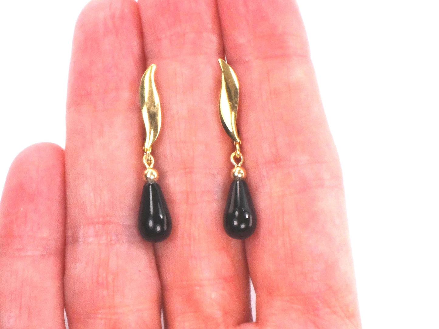 Vintage 14k Yellow Gold Black Glass Dangle Earrings: Teardrop Shape