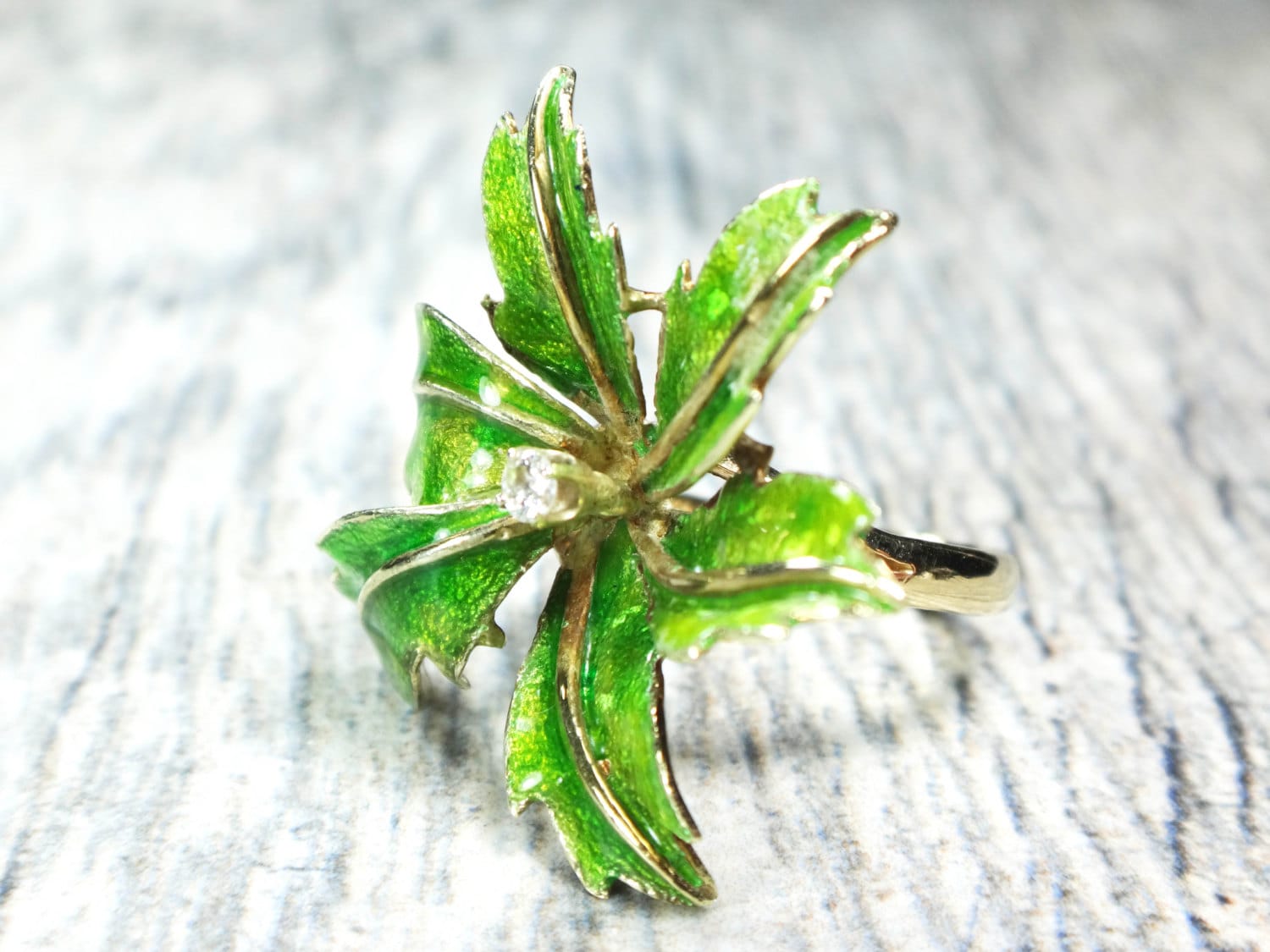 Vintage Large 14k Gold Green Enamel Floral Leaf Diamond Cocktail Ring Size 6.25