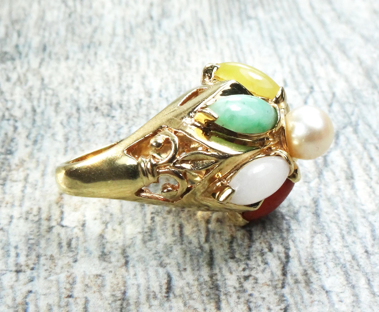 Vintage 14k Yellow Gold Cultured Pearl Onyx & Jade Dome Ring, Size 7.5