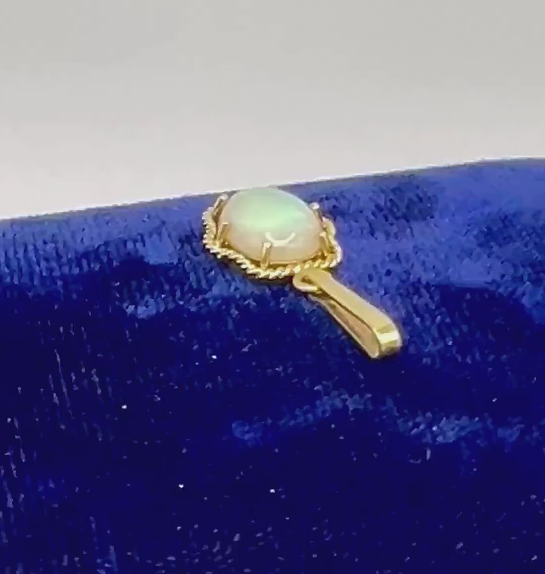 14k Yellow Gold Opal Pendant - Natural Gemstone - October Birthstone - Fine Vintage Jewelry