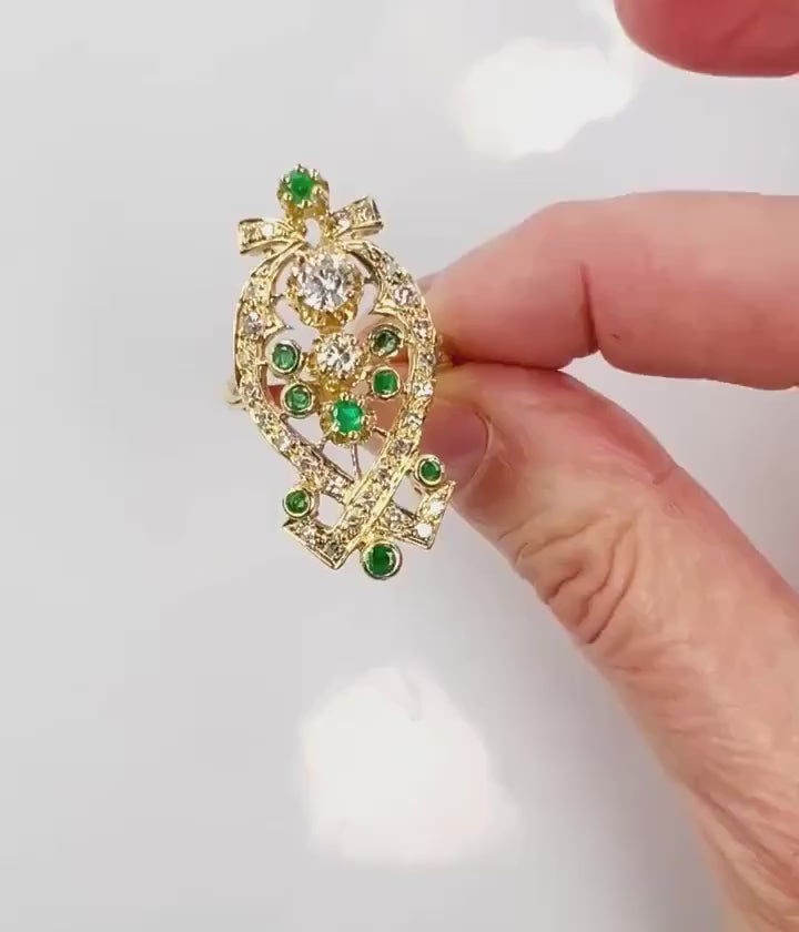 Vintage 14k Yellow Gold Natural Emerald and Diamond Dinner Ring, Cocktail Ring, Size 6