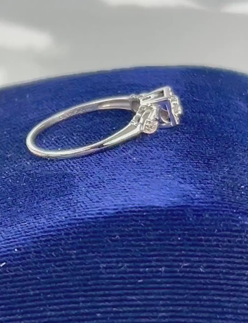 Vintage 14k White Gold Round Natural Diamond Engagement Ring, Size 10