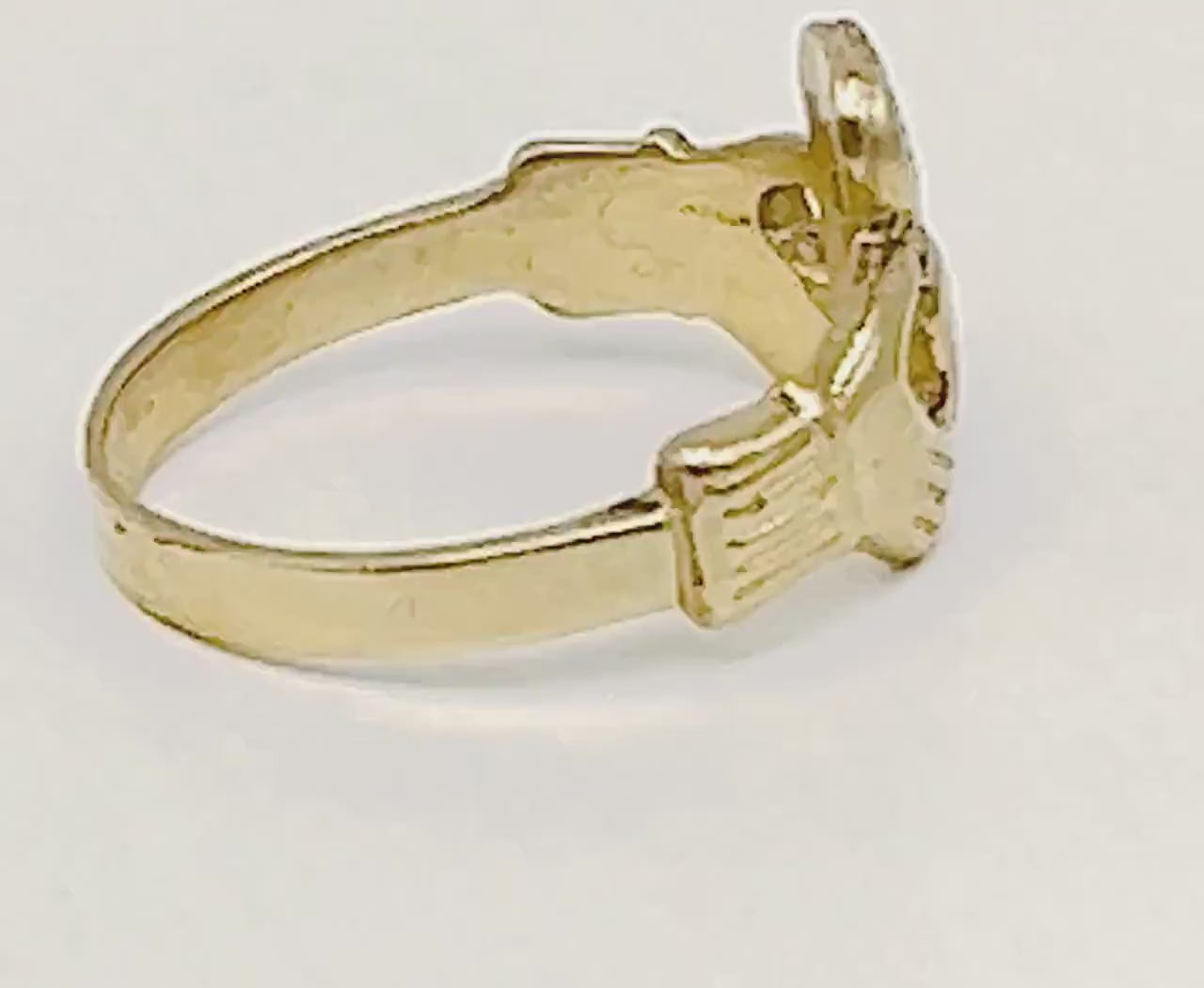 14k Yellow Gold Claddagh Ring - Irish Wedding Band Size 6.75 - Fine Vintage Jewelry