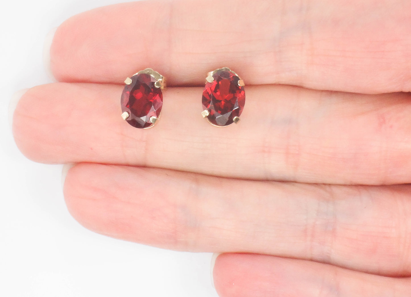 Vintage 14k Yellow Gold Oval Garnet Stud Earrings - January Birthstone Studs