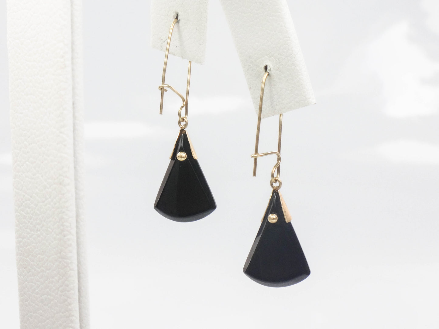 Vintage 14k Gold Black Onyx Dangle Earrings with Fan Shape