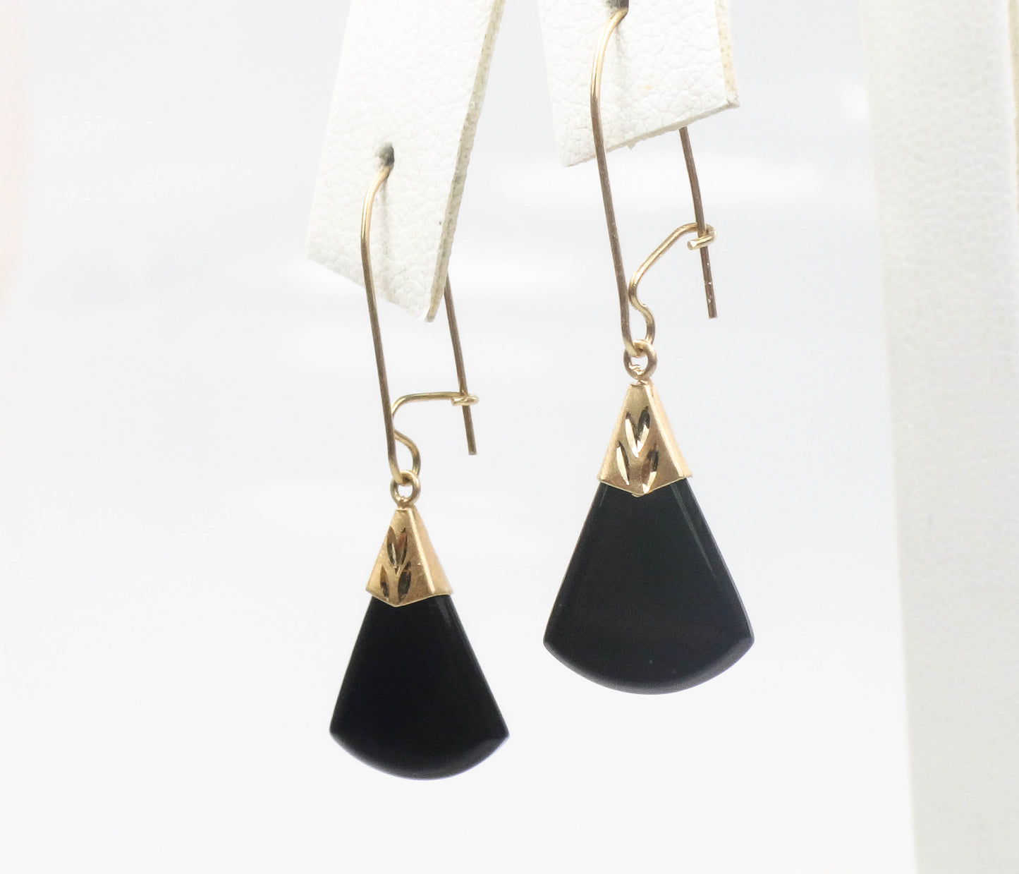 Vintage 14k Gold Black Onyx Dangle Earrings with Fan Shape