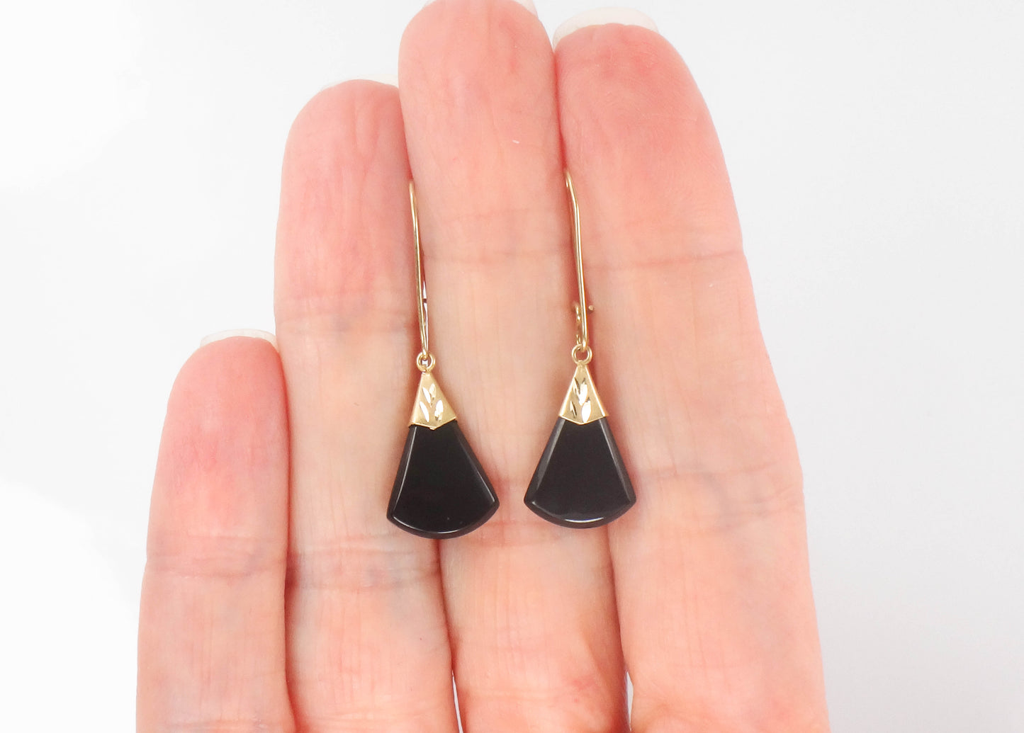 Vintage 14k Gold Black Onyx Dangle Earrings with Fan Shape