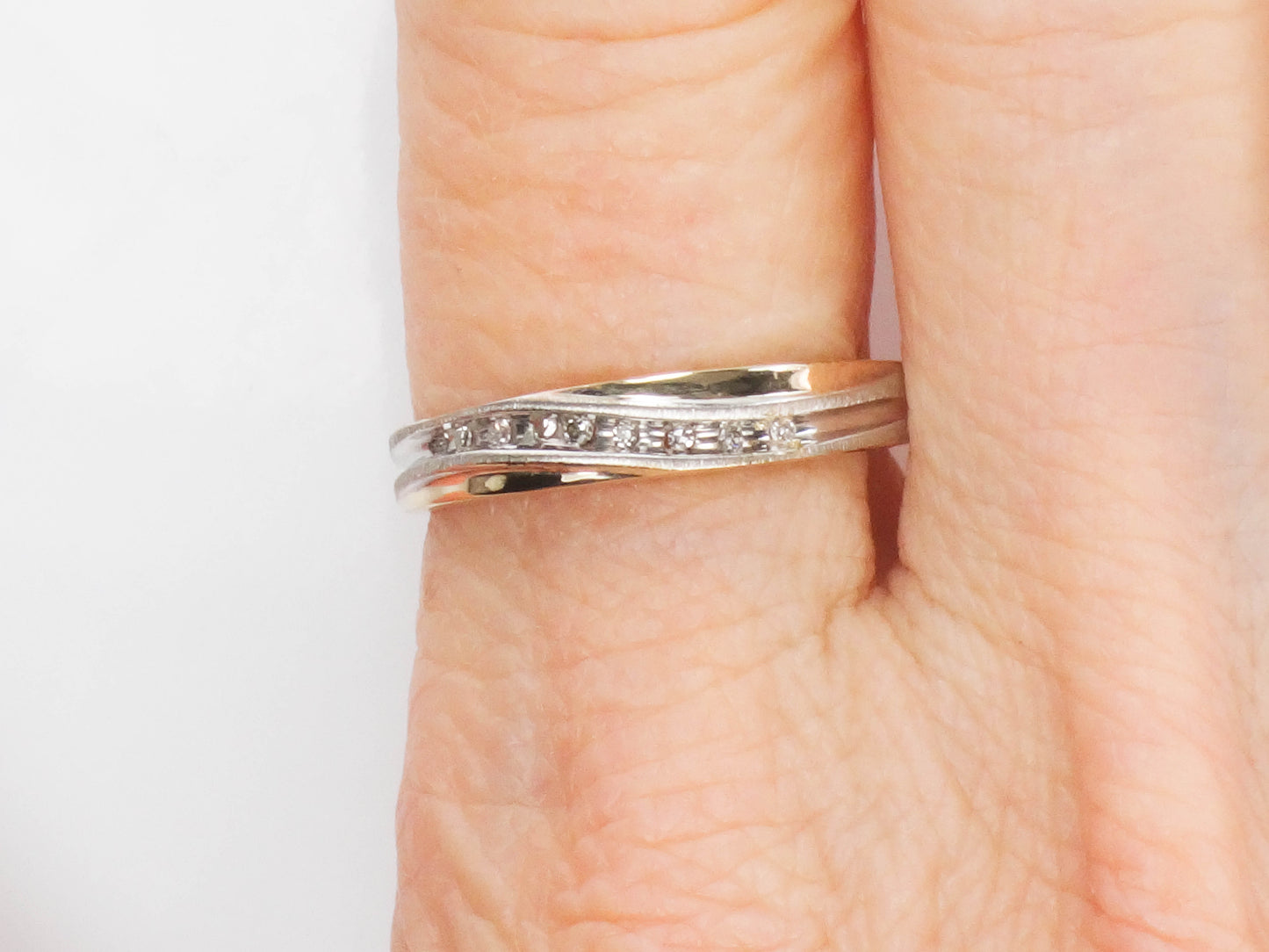 Vintage 10k Two Tone Gold Thin Diamond Wave Wedding Band, Stacking Ring, Size 6.75