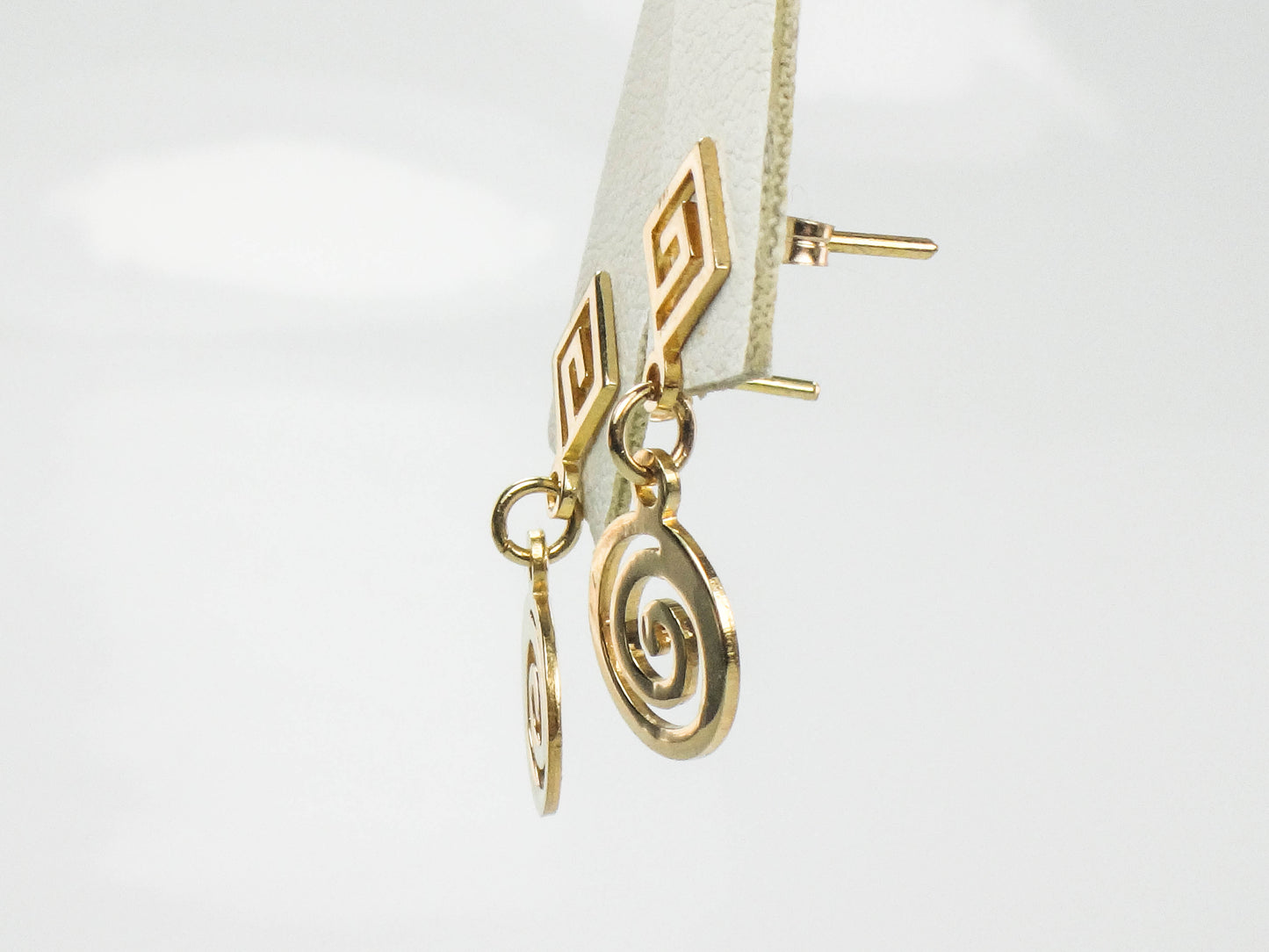 Vintage Solid 14k Yellow Gold Swirl Dangle Earrings