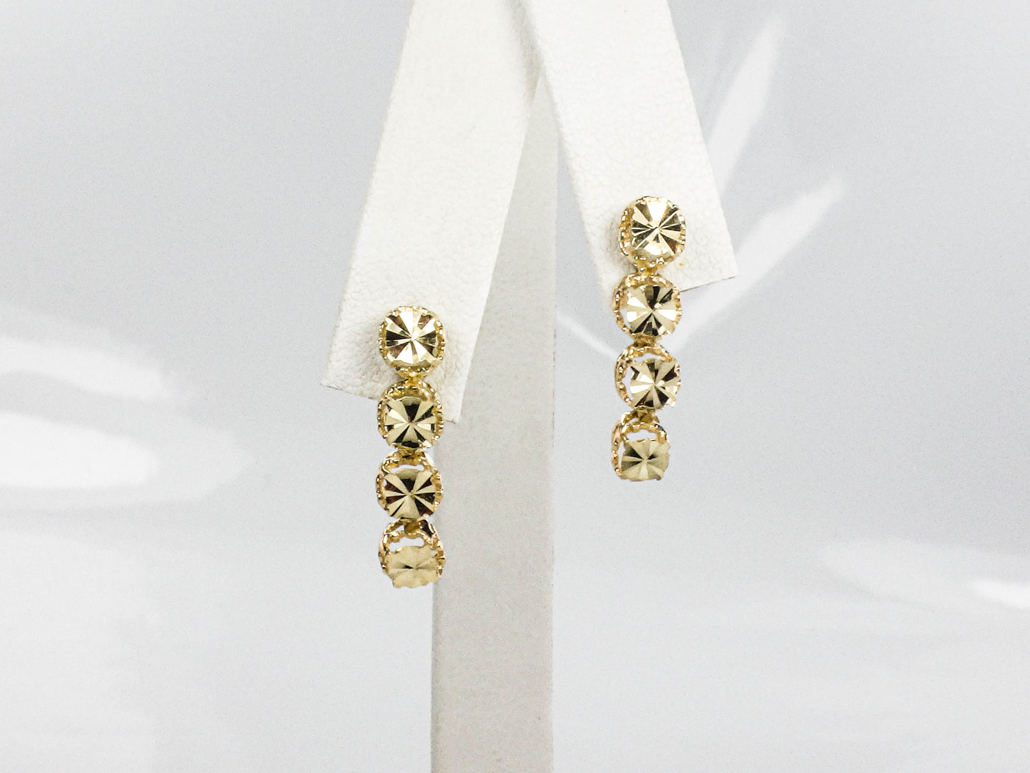 Vintage Solid 14k Yellow Gold Floral Dangle Earrings
