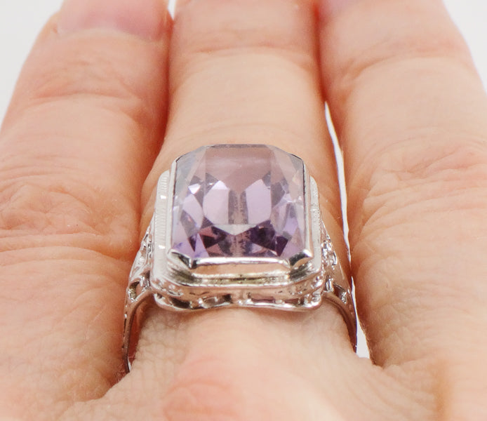 Vintage Art Deco Style 14k White Gold Rectangle Cut Amethyst Filigree Ring