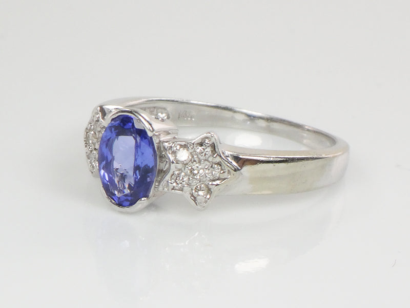 Le Vian 14k White Gold Oval Tanzanite and Pave Diamond Stars Ring (Estate), Size 8