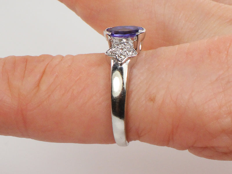 Le Vian 14k White Gold Oval Tanzanite and Pave Diamond Stars Ring (Estate), Size 8