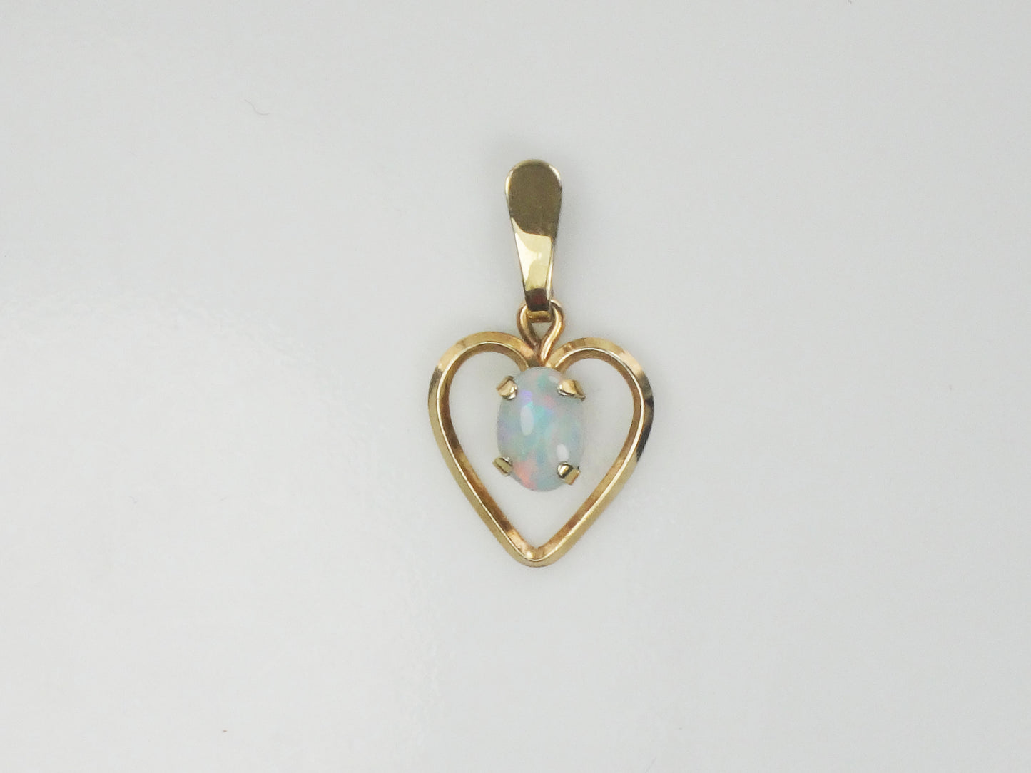Vintage Gold Tone Natural Opal Heart Pendant - October Birthstone