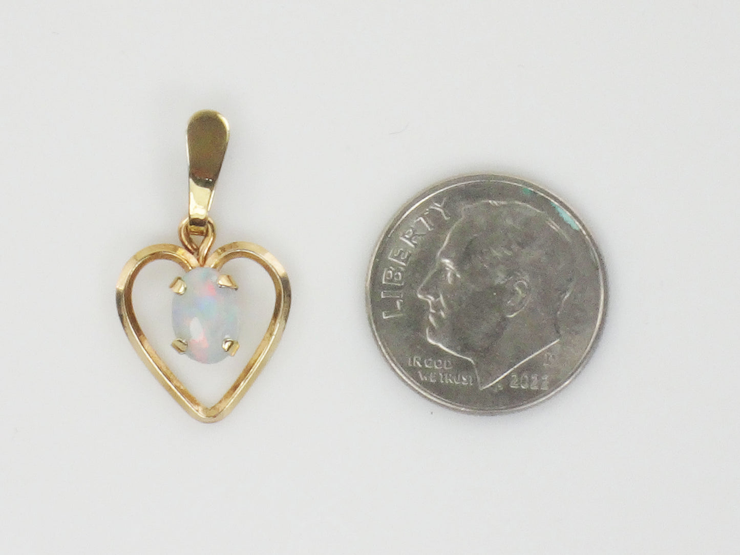 Vintage Gold Tone Natural Opal Heart Pendant - October Birthstone