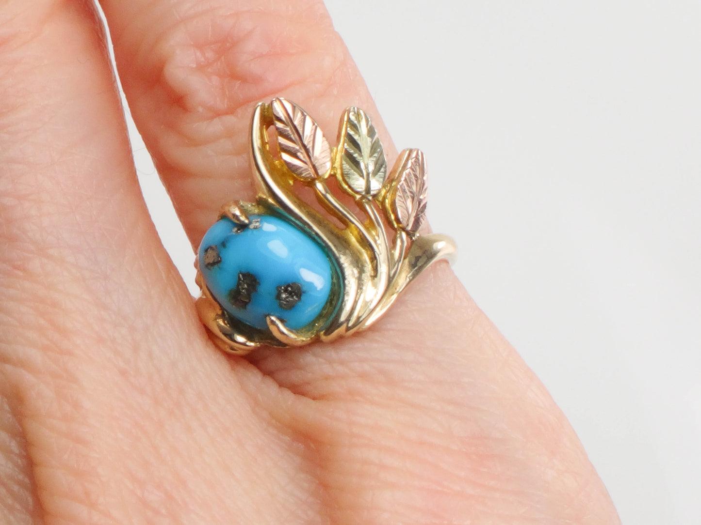 Vintage 10k Yellow and Rose Gold Turquoise Ring with Leaves and Berries, Size 4
