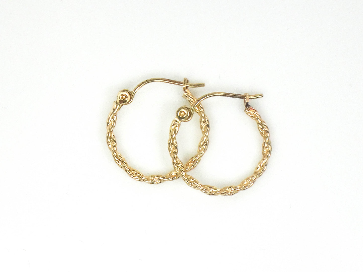 Vintage 14k Yellow Gold Small Twisted Circle Hoop Earrings