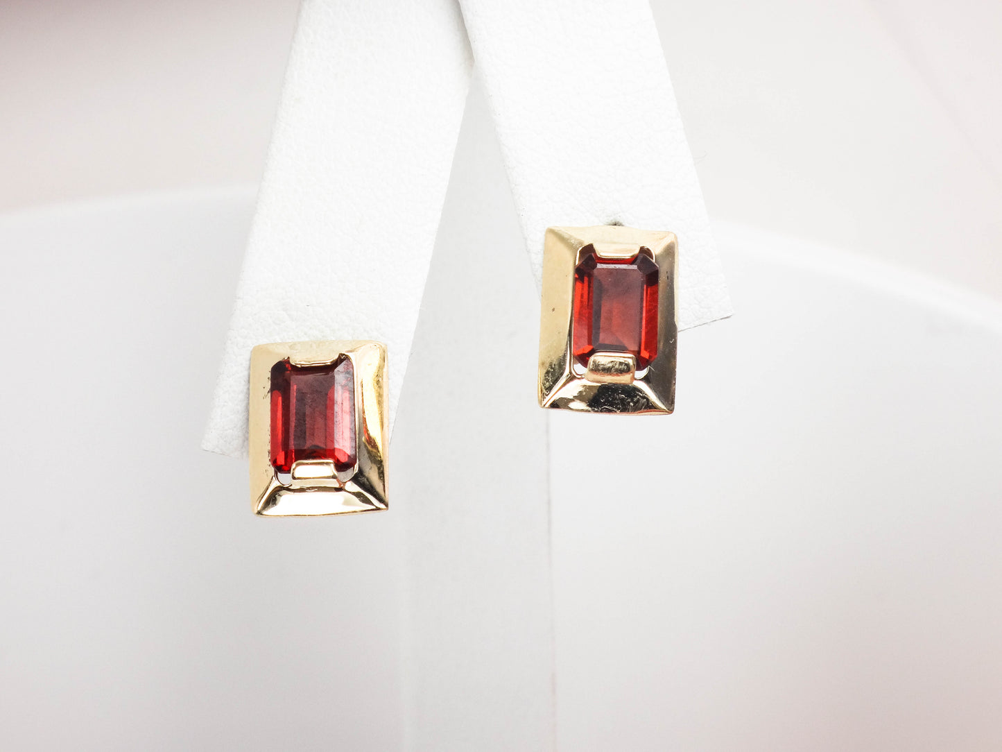 Vintage 10k Yellow Gold Rectangle Garnet Stud Earrings, January Birthstone Earrings