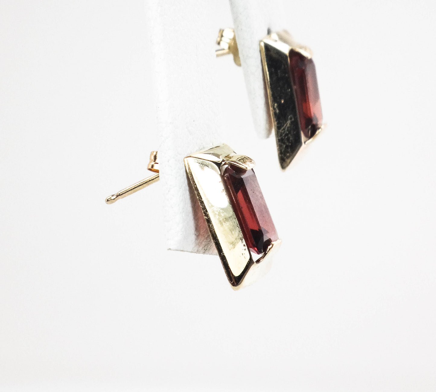 Vintage 10k Yellow Gold Rectangle Garnet Stud Earrings, January Birthstone Earrings