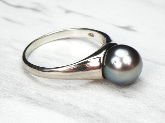 Vintage 14k Gold Black Tahitian Pearl Ring 14k White Gold 8.5 MM Cultured Pearl Ring Modernist Style Size 7