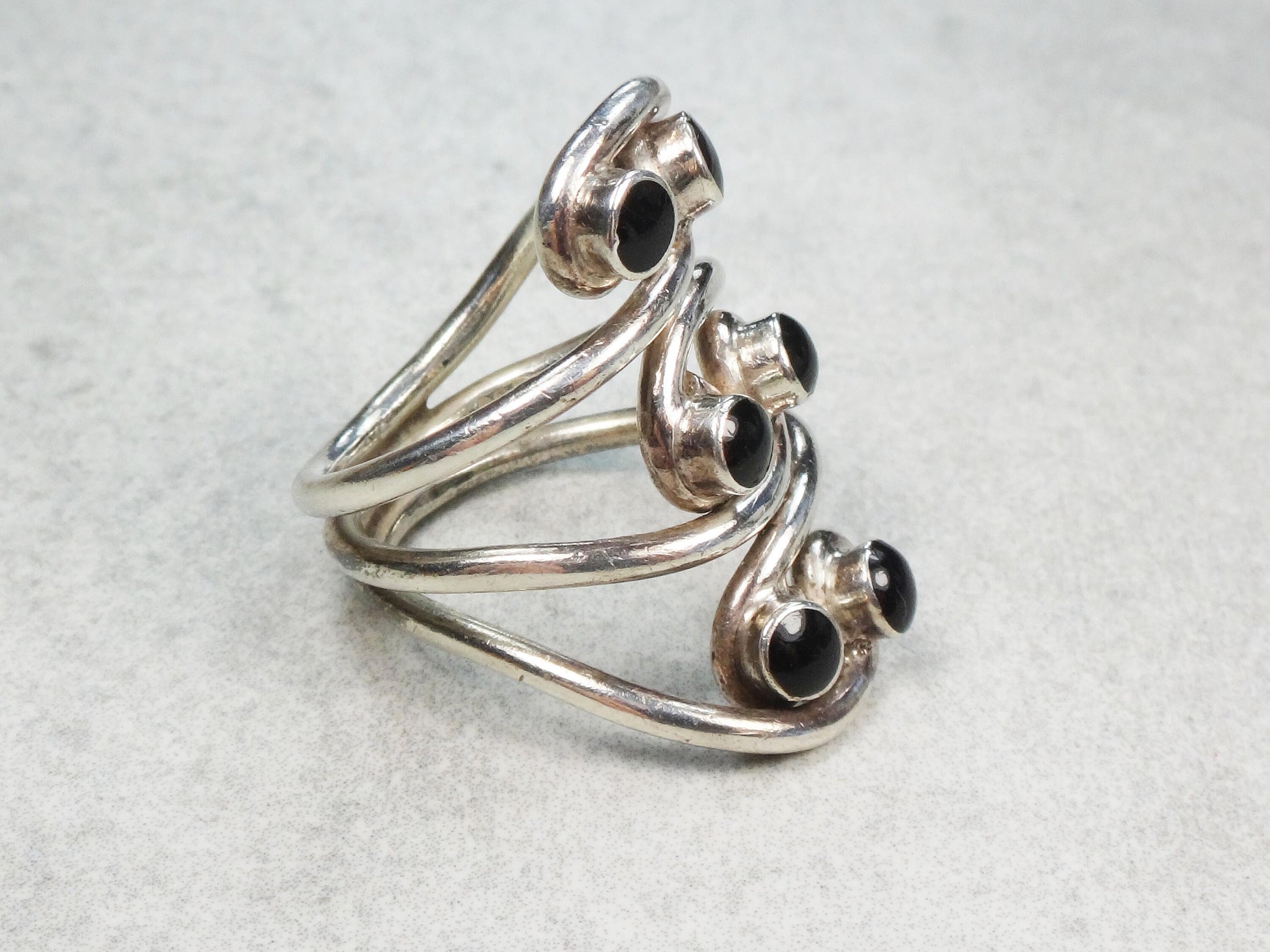 Vintage Sterling Silver Black Enamel Ring - Twisted Boho Style - Size 7