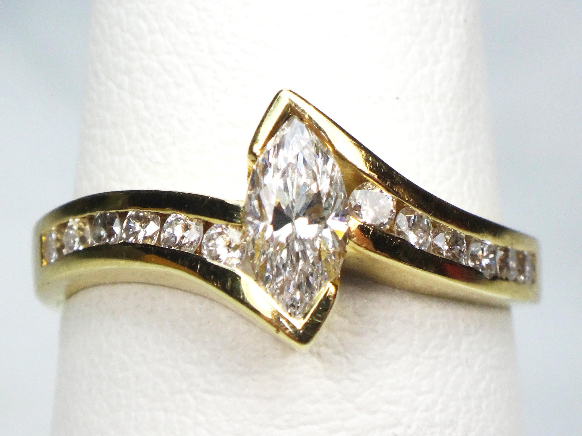 Vintage 18k Marquise Cut Natural Diamond Engagement Ring Size 6